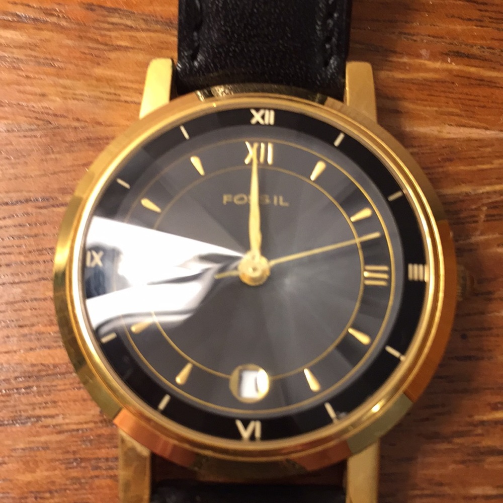 Fossil watch - needs battery